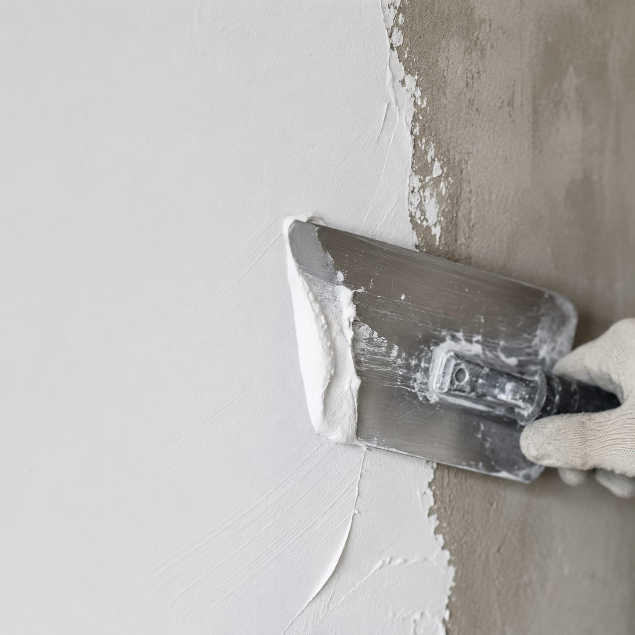 Wall finishing and putty application